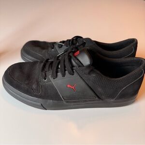 Puma Men's Black and Red Sneakers
